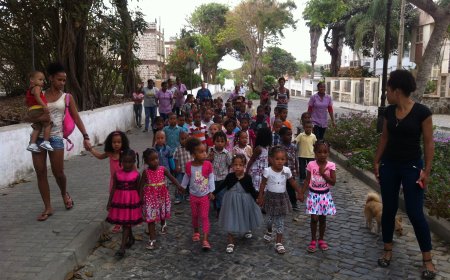 JARDINS-DE-INFÂNCIA “NHO DJECA” E “PADRE PIO” COMEMORAM O DIA INTERNACIONAL DA CRIANÇA