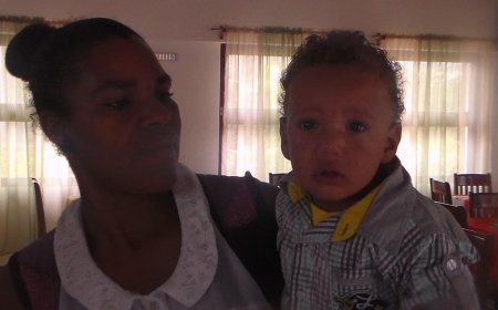 Uma criança de 10 meses sem solução à vista para os problemas de pele