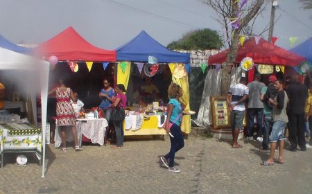 Os professores da Brava realizam Feira de Exposição sob o lema “O outro lado do professor”