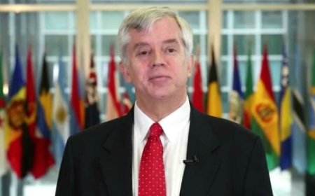 Entrevista ao embaixador dos EUA na Praia: Cabo Verde é um país que dá “passos maiores que as próprias pernas”