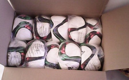 Presidente da Associacao, Mario Sergio Andrade, consegue equipamentos para clubes da Brava