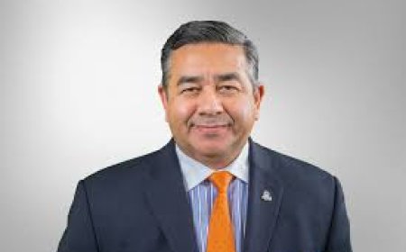 ORLANDO BALLA VISITA ESTADOS UNIDOS DA AMÉRICA