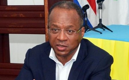 Ulisses diz que casamento homossexual não está na agenda política do Governo