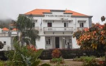 Câmara Municipal da Brava acusada de favorecimento a ex-secretario Municipal