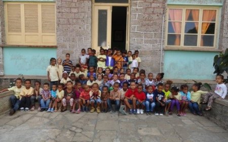 Brava: Monitores da Escola Materna em greve por melhores salários