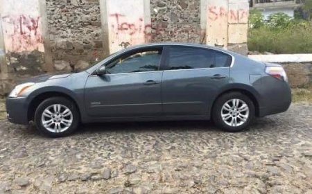 Carro que tinha sofrido acidente, reparado por mecânico da Brava