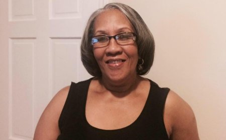 Elizabeth Lima, conhecida por Roca envie votos de festas felizes