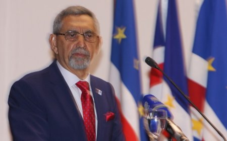 Dia da Democracia: Presidente da República pede envolvimento da sociedade no debate sobre revisão constitucional