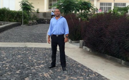 Brava: Jorge Reverdes (Lider da bancada) responde  a Presidente da AM, acusando de receber salario sem apresentar trabalho