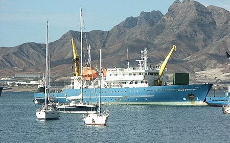 Com avaria do Kriola, Praia D'Aguada cobre a regiao Sul (16 e 17 de Março)