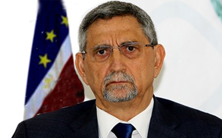 Chefe de Estado cabo-verdiano quer cadeias com condições para visitas conjugais