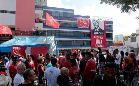 Brasil: "Venham me pegar", diz Lula - Ex-presidente não se entrega no prazo previsto