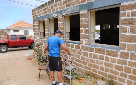 Escola de cara nova graças a apoio de uma benfeitora e de pessoas da localidades
