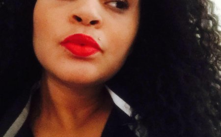 SOLIDARIEDADE KELLIE MELO NO MALU'S LOUNGE- RESTAURANTE 