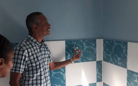 Ponto a ponto: CMB entrega mais uma casa de banho a uma família.