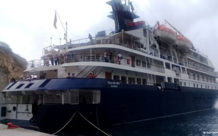 Ilha Brava: Navio cruzeiro Island Sky deu entrada no porto de Furna pela terceira vez este ano