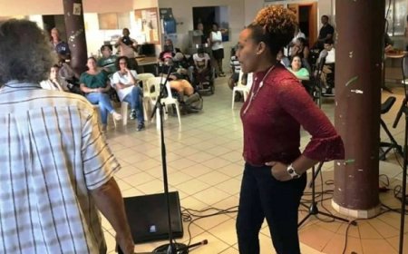 Grupo “Brava 7 Luas Band” na ilha Reunião para participar no Festival Sete Sóis Sete Luas