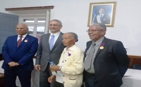 Brava: Condecorados consideram-se “privilegiados” pelas funções desempenhadas e por “participarem” na construção do país
