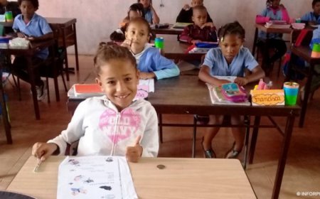 Brava: Kellyana, a criança surda-muda de volta ao mundo estudantil graças a “boa vontade” de terceiros