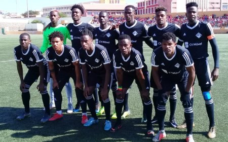 Futebol/Taça de Cabo Verde: Académica da Praia elimina Sporting da Brava e vai defrontar Santo Crucifixo nas meias-finais