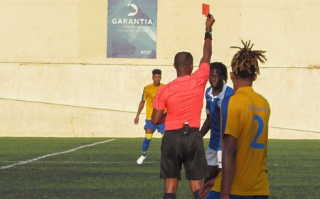 Futebol/Inter-Ilhas: Conselho de Disciplina da FCF pune Lúcio Fernandes (Brava) com um jogo de suspensão