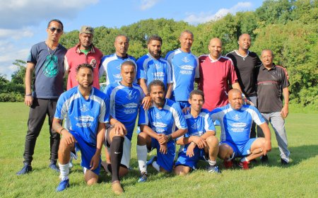 Foto do dia: Bravenses se unem para convivio, tendo futebol como pano de fundo