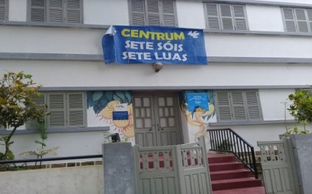 Brava: Former official residence of the Mayor transformed into a restaurant/bar to the astonishment of the locals