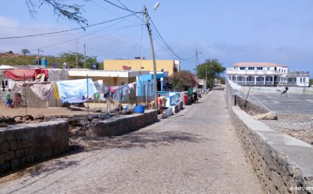 Brava: População de Cachaço entrega petição com mais de 100 assinaturas reivindicando rede móvel e de Internet