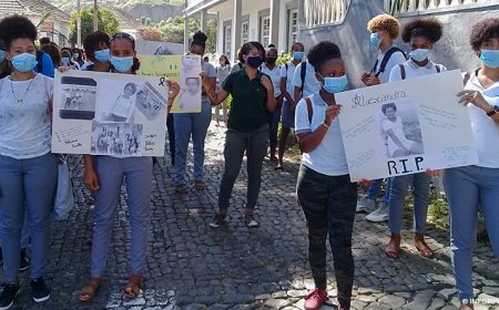 Brava: ESET educational community holds silent march in honor of student Alexandra Veiga