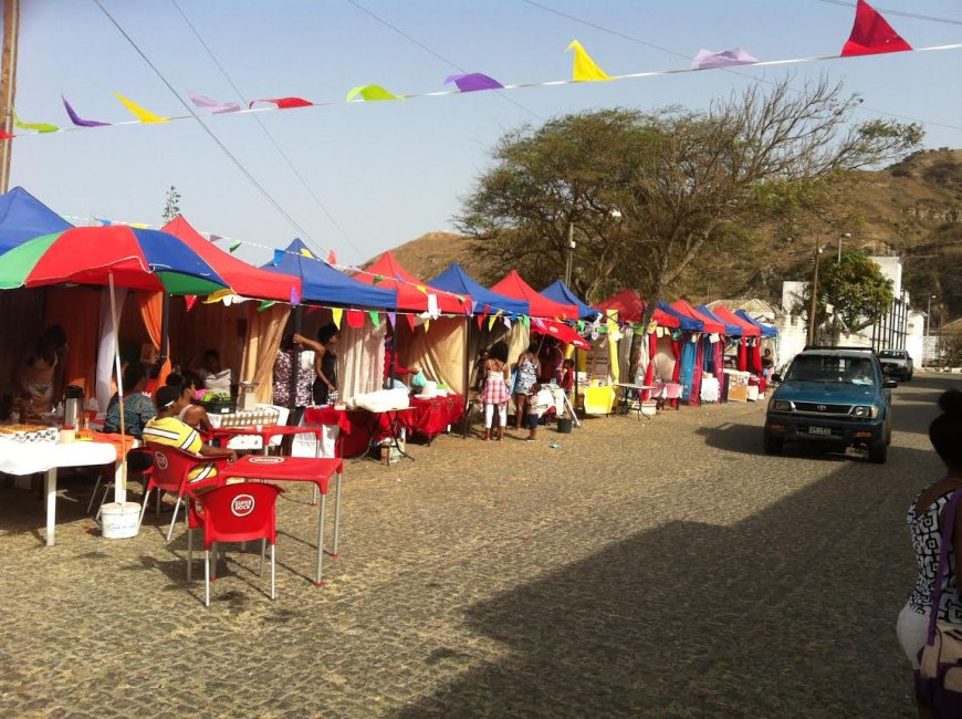 Feira - Outro lado do Professor - considerado um sucesso