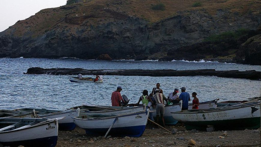 Operadores económicos queixam de descaso e “Injuria” ter que lidar com a empresa CV Fast Ferry