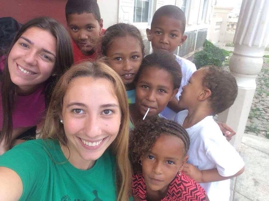 Jovens da AEISEC- Portugal visitam a ilha Brava para trabalho social