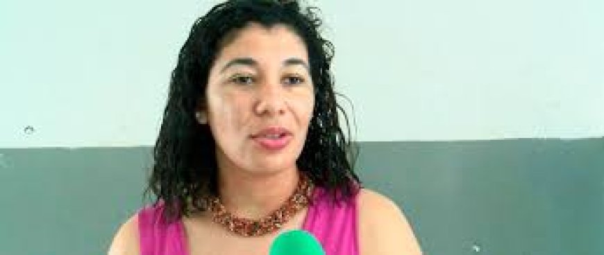 Caso dos erros nos Manuais Escolares provoca primeira vítima: Directora Nacional da Educação demitida do cargo