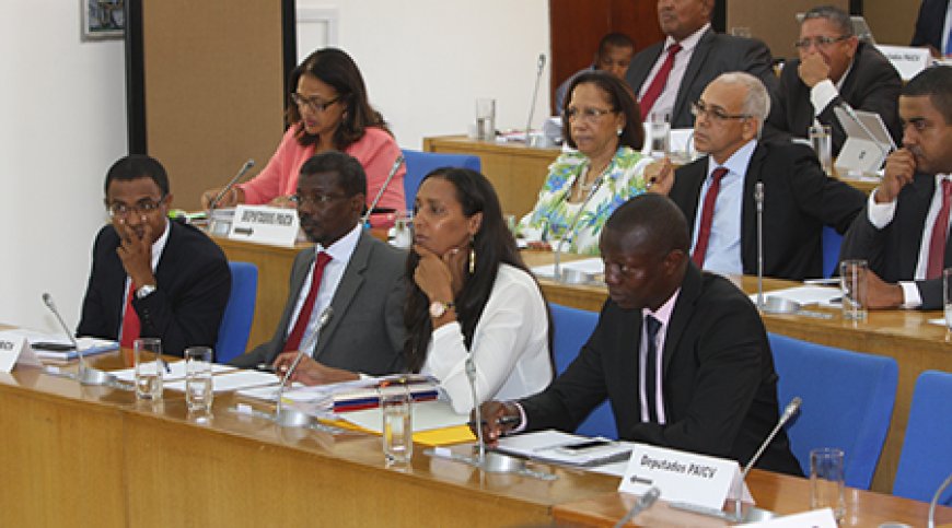 Oposição pede ao Parlamento debate sobre a segurança em Cabo Verde