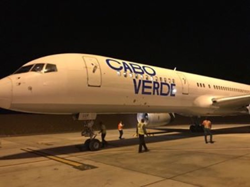 Novo Boeing da Cabo Verde Airlines chegou neste Sabado