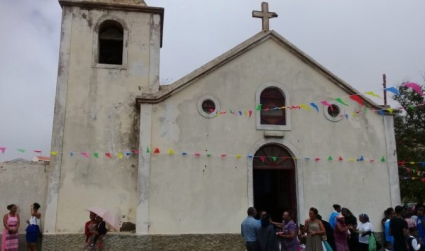 Brava: Igreja de Nossa Senhora do Monte aguarda criação de comissão para reconstrução há mais de um ano – pároco