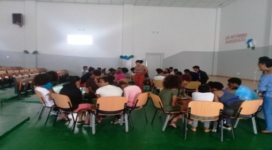 Brava: Escola Secundária Eugénio Tavares realiza diversas actividades para comemorar o Dia Mundial da luta contra a SIDA