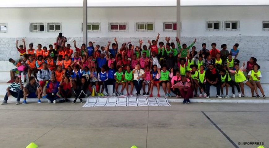 Brava: 70 alunos de Nova Sintra participaram no “Kids´Athletics – Brincar ao Atletismo”