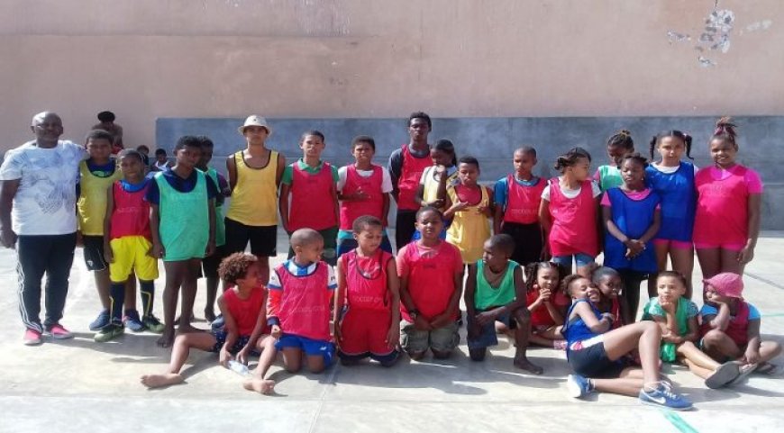 Brava: Escola de Futebol de Furna criada para combater males sociais