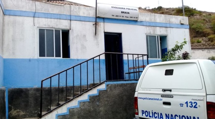 Agentes da esquadra policial da Brava denunciam “péssimas” condições de trabalho que consideram também “desumanas”
