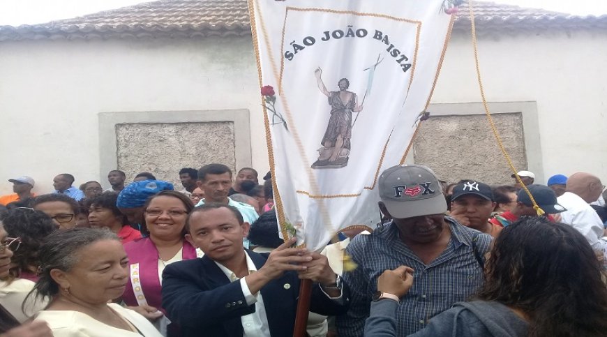 Brava/ São João: Grupo Amisandjon decidido em “informar e recuperar” as tradições mais antigas da festa