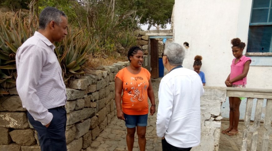 Brava: Residents of Santa Bárbara confront PR and city council team with the situation in which they live