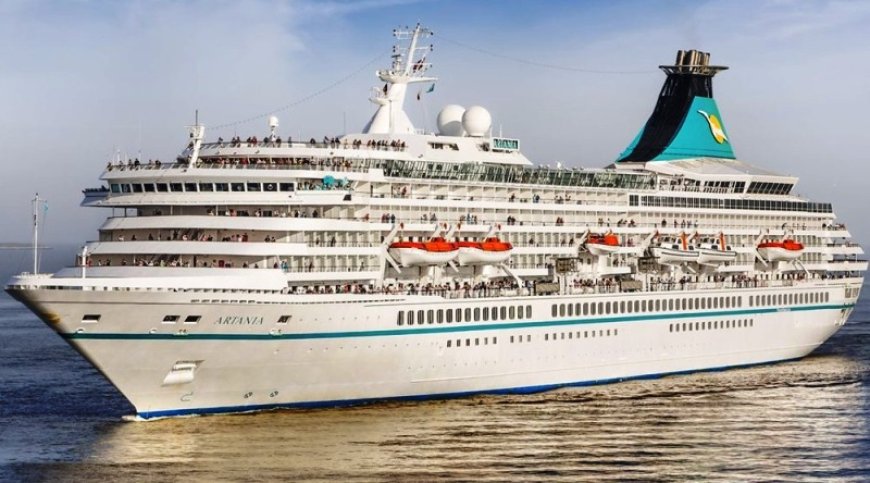 São Vicente: Navio cruzeiro escolhe Porto Grande com propósito único de aproveitar passagem de ano