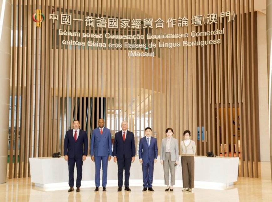 Rui Figueiredo Soares visita Secretariado Permanente do Fórum de Macau