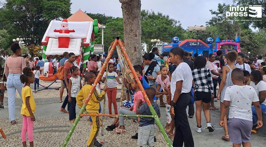 Brava: Crianças de toda a ilha reúnem-se na Praça Eugénio Tavares para comemorar 1 de Junho