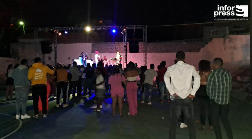 Nhô Santo António/Brava: Baile popular marcado pela “fraca adesão” do público e um atraso de quatro horas