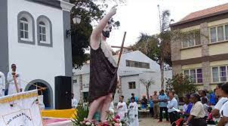 Feast of São João on the island of Brava and the necessary reflection on tradition and cultural identity.