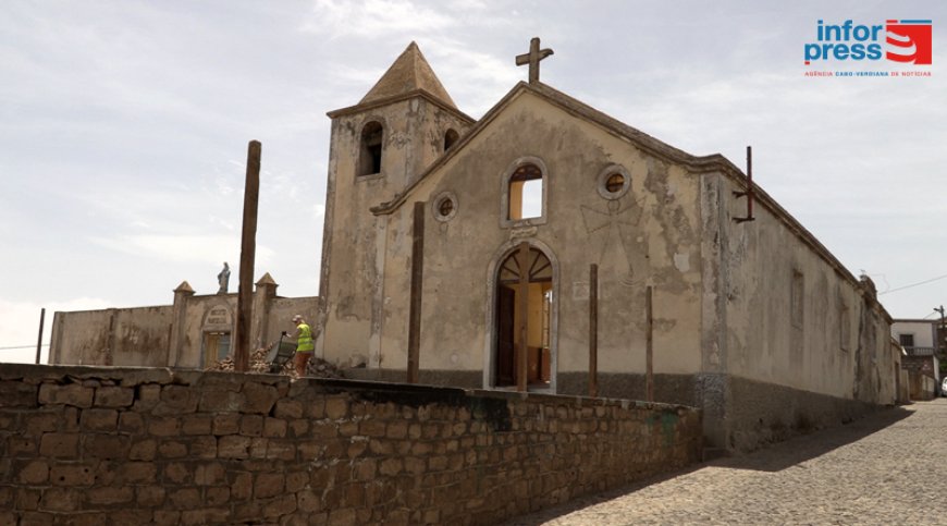 Brava: Construction work on the church of Nossa Senhora do Monte resumed and parish priest asks for community involvement
