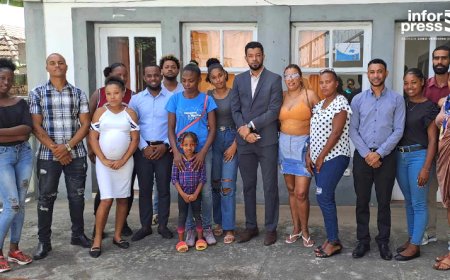 Brava: Group of young people trained in the area of planning income-generating activities