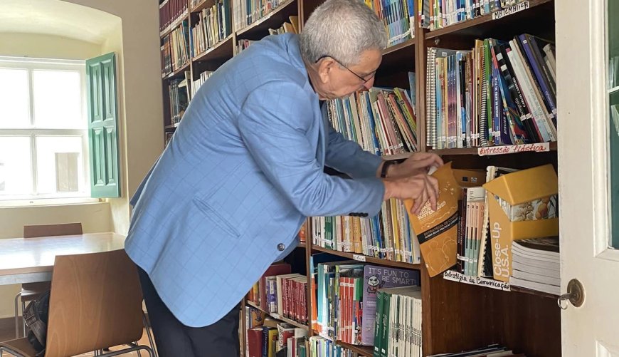 Jorge Carlos Fonseca visita Biblioteca Municipal da Brava, promovendo a leitura e o conhecimento